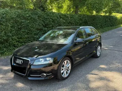 Gebraucht Audi A3 Ambiente 125 PS (91 kW) 2011 Schwarz Kleinwagen