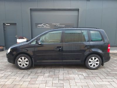 gebraucht VW Touran 1.6 Top gepflegt/lückenlos scheckheftgepf/Sitzh