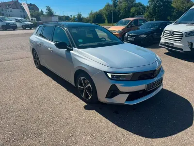 Gebraucht Opel Astra 136 PS (100 kW) 2025 Silber Kleinwagen