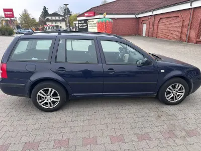 Gebraucht VW Golf IV 101 PS (74 kW) 2003 Blau Kombi