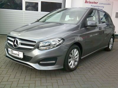 Gebraucht Mercedes B180 122 PS (89 kW) 2015 Grau Van / Kleinbus