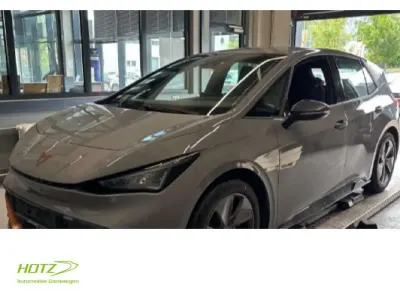 Gebraucht Cupra Born 150 kW (204 PS) 2024 Vaporgrau Kleinwagen