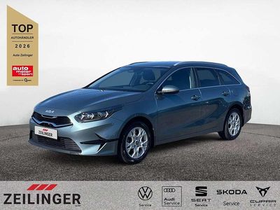 Gebraucht Kia Ceed Sportswagon Gold 140 PS (102 kW) 2025 (usg) yucca steel gray m Kombi