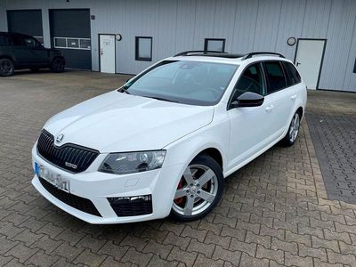 Gebraucht Skoda Octavia RS 184 PS (135 kW) 2014 Weiß Kleinwagen