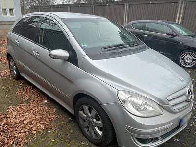 Usata Mercedes B180 109 CV (80 kW) 2008 Grigio Monovolume