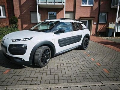 Gebraucht Citroën C4 82 PS (60 kW) 2016 Weiß Limousine