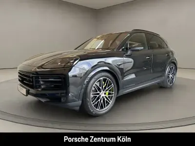 Gebraucht Porsche Cayenne 470 PS (345 kW) 2025 Schwarz SUV