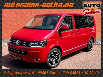 Second-hand VW T5 Team 140 CP (102 kW) 2011 Roșu Van