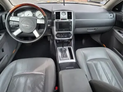 Gebraucht Chrysler 300C 218 PS (160 kW) 2007 Grau Limousine