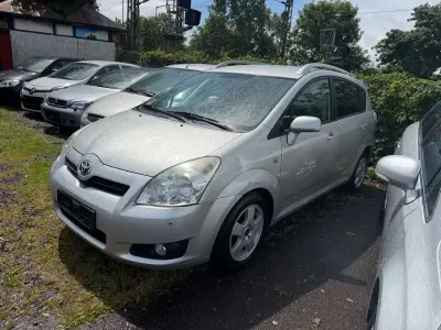 Gebraucht Toyota Corolla Verso Sol 136 PS (100 kW) 2009 Silver metallic Van / Kleinbus