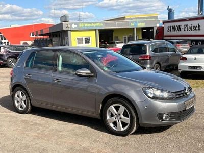 Gebraucht VW Golf VI Team 105 PS (77 kW) 2010 Grau Kleinwagen