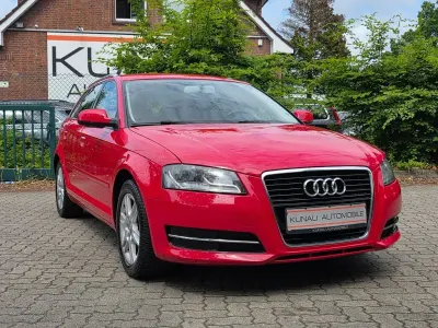 Gebraucht Audi A3 Attraction 105 PS (77 kW) 2012 Rot Kleinwagen
