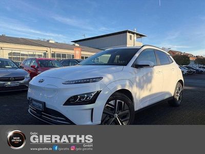 Weiss Gebraucht 2023 Hyundai Kona Advantage SUV | 24.950 € (Teuer)