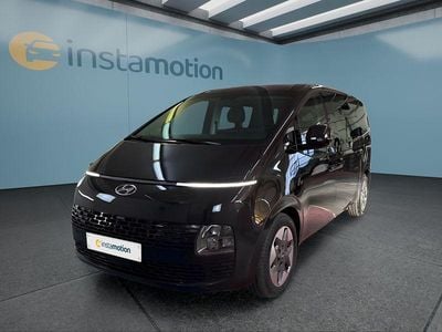 Gebraucht Hyundai Staria Prime 177 PS (130 kW) 2023 Braun Van / Kleinbus