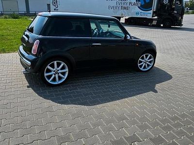 Gebraucht Mini ONE 90 PS (66 kW) 2004 Schwarz Kleinwagen