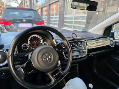 Occasion VW up! high up! 75 ch (55 kW) 2012 Noir Citadine