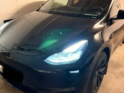 Gebraucht Tesla Model Y Long Range AWD 389 kW (530 PS) 2024 Schwarz SUV