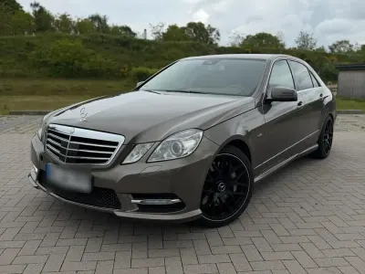 Używany Mercedes E500