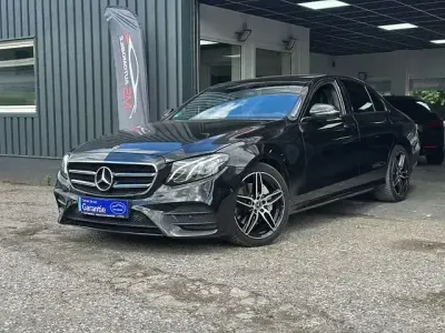 Gebraucht Mercedes E220 AMG 194 PS (142 kW) 2019 Schwarz Limousine
