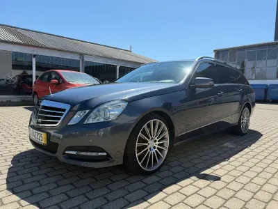 Gebraucht Mercedes E250 204 PS (150 kW) 2012 Grau Kombi
