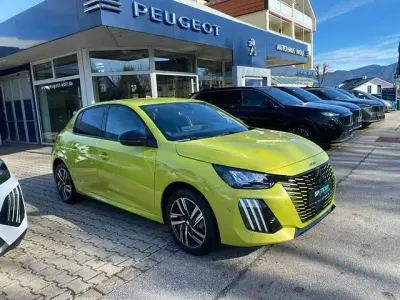 Gebraucht Peugeot 208 Allure 101 PS (74 kW) 2024 Gelb Kleinwagen