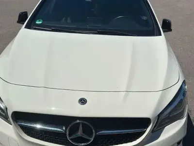 Gebraucht Mercedes CLA200 Shooting Brake 136 PS (100 kW) 2018 Weiß Kombi