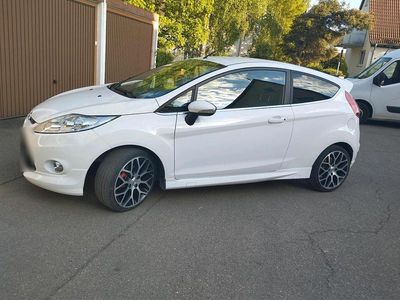 Gebraucht Ford Fiesta Sport 120 PS (88 kW) 2011 Weiß Kleinwagen