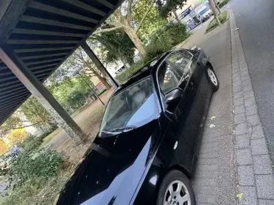 Gebraucht BMW 520 163 PS (119 kW) 2007 Schwarz Limousine