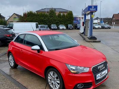 Gebraucht Audi A1 86 PS (63 kW) 2011 Rot Kleinwagen