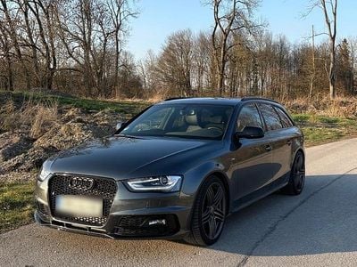 Gebraucht Audi A4 Comfort 240 PS (176 kW) 2014 Grau Kombi