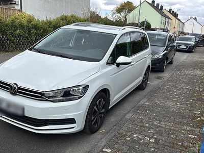 Gebraucht VW Touran 110 PS (80 kW) 2020 Weiß Van / Kleinbus