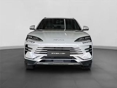 Nouă BYD Seal U Design 324 CP (238 kW) 2026 Bej SUV