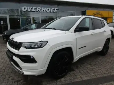 Occasion Jeep Compass Altitude 131 ch (96 kW) 2024 Blanc SUV