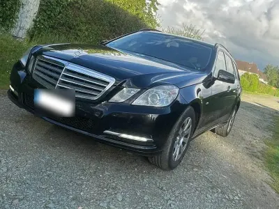 Gebraucht Mercedes E250 204 PS (150 kW) 2011 Schwarz Kombi