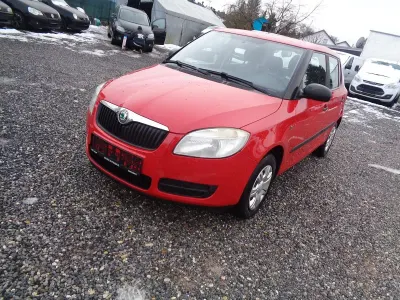 Gebraucht Skoda Fabia Classic 60 PS (44 kW) 2009 Rot Kleinwagen