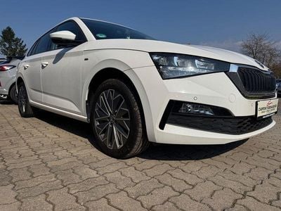 Gebraucht Skoda Scala Clever 90 PS (66 kW) 2021 Weiß Kleinwagen