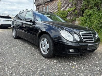 Mercedes E200