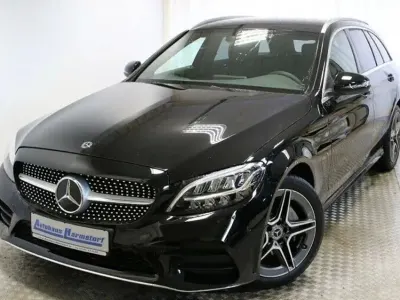Gebraucht Mercedes C200 AMG line 160 PS (117 kW) 2019 Schwarz Limousine