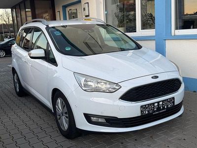 Weiß Gebraucht 2016 Ford Grand C-Max Business Edition Van / Kleinbus | 7.480 € (Fairer Preis)
