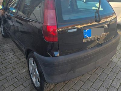 Usata Fiat Punto 76 CV (55 kW) 1995 Nero Berlina
