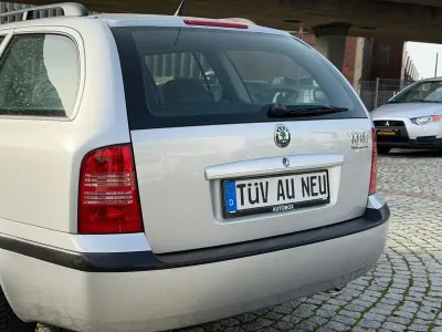 Gebraucht Skoda Octavia 90 PS (66 kW) 2001 Silber Kombi