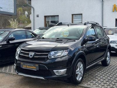 Gebraucht Dacia Sandero Prestige 90 PS (66 kW) 2014 Schwarz SUV