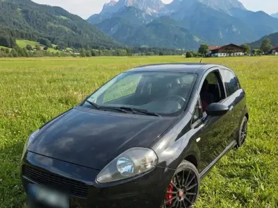 Gebraucht Fiat Punto 120 PS (88 kW) 2009 Schwarz Kleinwagen