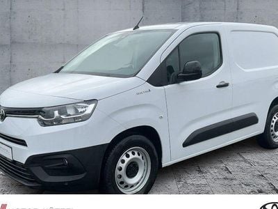 Ice white uni Gebraucht 2024 Toyota Proace Comfort Van / Kleinbus | 28.990 € (Superpreis)