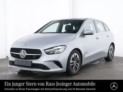 Gebraucht Mercedes B180 Progressive 136 PS (100 kW) 2025 Hightechsilber metallic Van / Kleinbus
