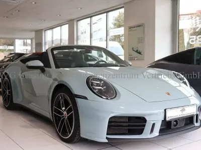 Usata Porsche 911 Carrera 394 CV (289 kW) 2024 Verde Cabrio