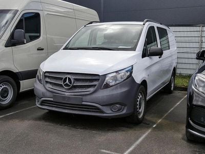 Usado Mercedes Vito 163 HP (119 kW) 2020 Branco Van