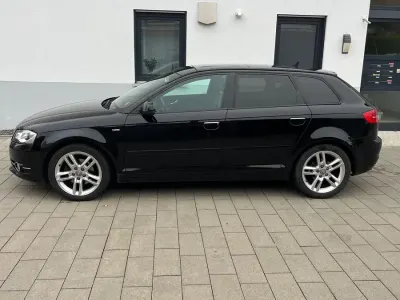 Gebraucht Audi A3 S-Line 140 PS (102 kW) 2012 Schwarz Kleinwagen