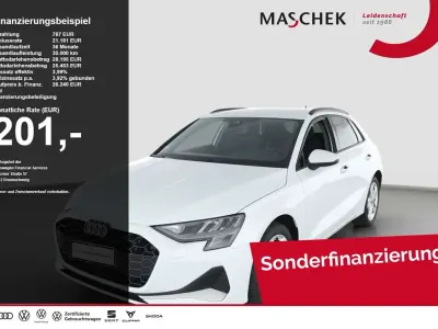 Gebraucht Audi A3 Advanced Plus 150 PS (110 kW) 2024 Gletscherweiß metallic Limousine