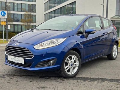 Gebraucht Ford Fiesta Trend 82 PS (60 kW) 2015 Blau Kleinwagen